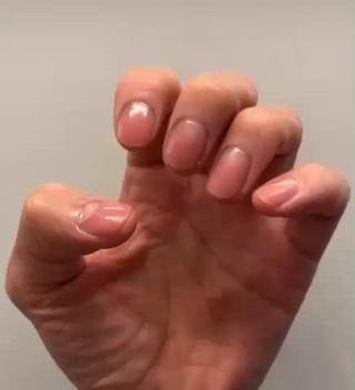 ハンドケアでツヤツヤ美爪に 