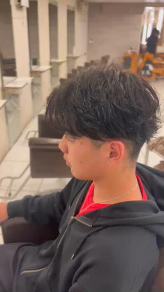 カラー メンズ 郡山駅前メンズ特化 岩﨑大翼のヘアスタイル