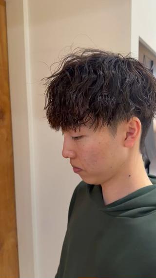 カラー パーマ メンズ パーマ特別価格🔥 宇宙のヘアスタイル