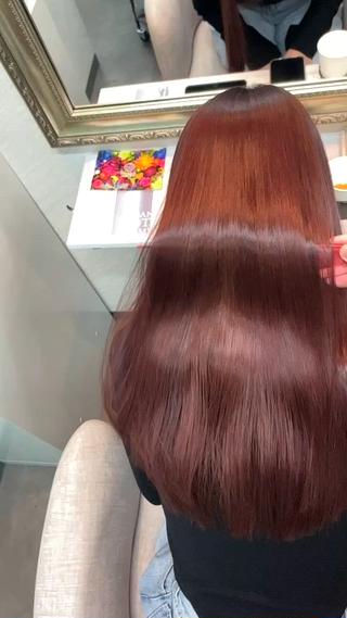 レッドバイオレットカラー