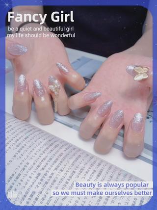 ネイル E·U·B ネイル所属・横浜市中区曙町 E·U·Bネイルのネイルデザイン