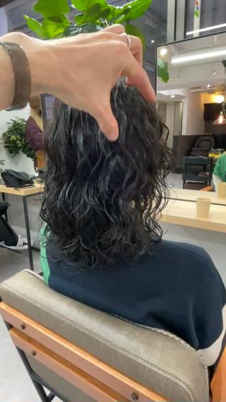 ミディアム パーマ メンズカット メンズパーマのヘアスタイル