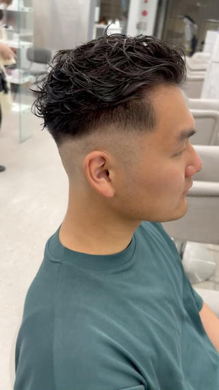 パーマ メンズ 🍐シャドウパーマ メンズ特化/守岡🍐のヘアスタイル