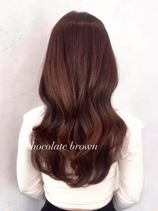 年中おすすめのchocolate color︎︎𓂃⟡.·

柔らかい色味が女の子らしさを出してくれます 