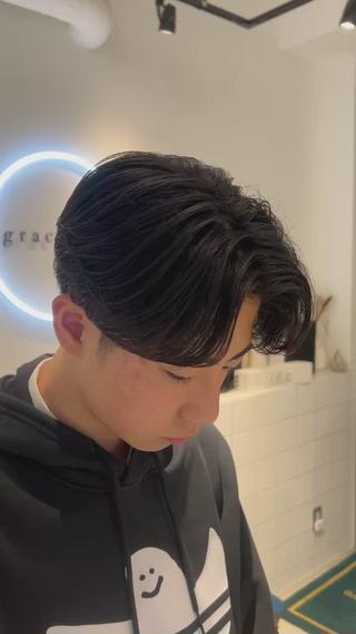 ミディアム パーマ メンズ メンズカットパーマ ✂️ JOYAのヘアスタイル