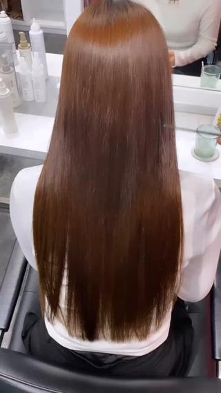 髪質改善ストレートでサラサラツヤツヤ
これで梅雨の時期も安心です 