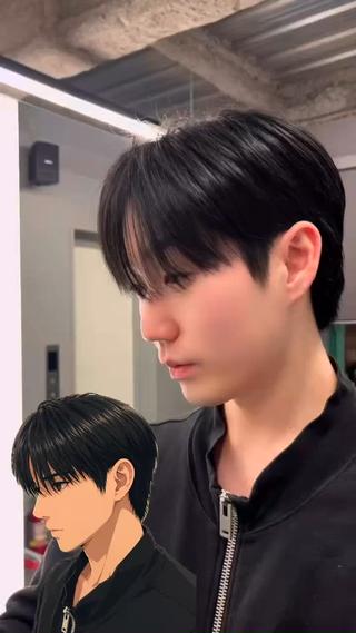 キメすぎないナチュラル韓国メンズヘア 