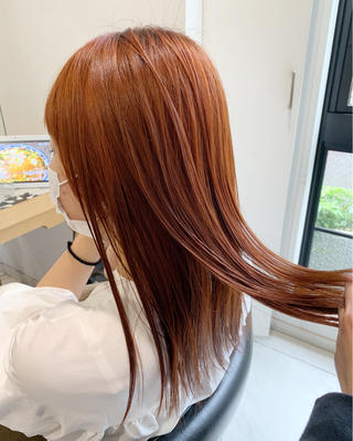 Before→After
初カラーからの初ブリーチ
オレンジベージュ