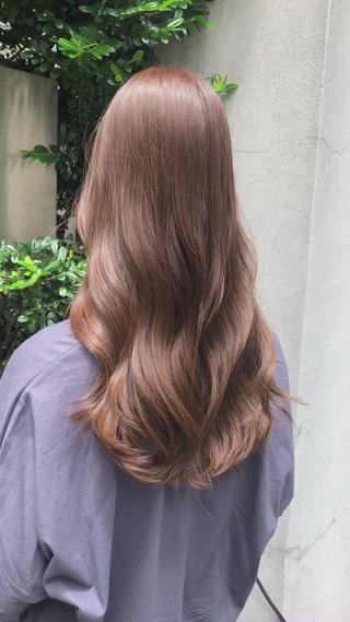 重めロングカット
ラベンダーベージュカラー