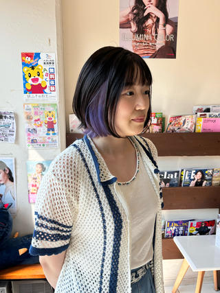 今回は動画投稿♪
インナーカラーラベンダーアッシュ
Aphroditeのケアブリーチはボンドトリートメントを使っています！

髪の強度を上げながら潤いキープ♪
他のカラー剤や薬剤にも＋できるのでぜひお声掛けください！！

ダメージ少なくカラーを楽しみましょう 