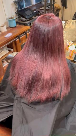 ロング カラー 毛谷 嘉明/ブリーチカラーのヘアスタイル