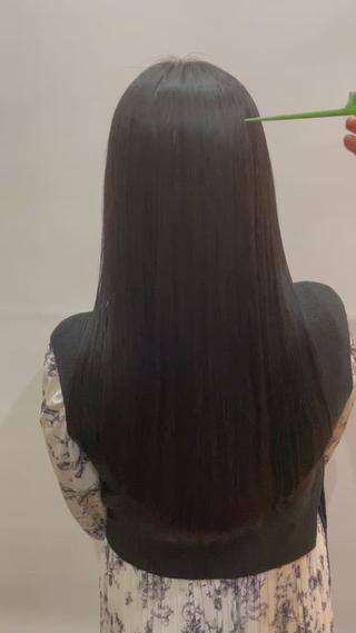 ___________________________________
,毎朝の寝癖が酷い
,朝ストレートアイロンする時間が長い
,うねりや広がりが気になる
,セットに時間がかかるから結局結んじゃう
,サラサラの髪の毛になりたい
___________________________________

お任せ下さい！
縮毛矯正をするのが初めての方、
カラーやブリーチをしてしまった方、
髪が傷むのではないかと思ってる方、
伸ばしすぎにされた経験がある方、
湿気でうねっちゃう方、
前髪が決まらない方、
etc...

是非僕にお任せ下さい！
日々色んな方のお悩みに対応し
色んな髪質を見てきました！
縮毛矯正は髪質を整える技術です！
是非お悩みの方はご相談下さい！



○縮毛矯正○髪質改善○ストレートパーマ○艶ストレート○ブリーチ縮毛矯正○ショート○ショートボブ○ボブ○ミニボブ○ミディアム○ロング○



縮毛矯正のメリット
○サラサラになり朝アイロンが要らなくなる
○セットがいらなくなる分、朝の時間に余裕が持てる
○毎日アイロンされてる蓄積ダメージに比べたら圧倒的にダメージが少ない
○うねりが取れ広がらなくなる分頭が小さくなる
○何もしなくても頭の自然な形に収まる
○ずっと触りたくなる

沢山メリットがございます！
もし、今上記にあげたメリットで皆さんの日頃の髪のお悩みが改善されるのであれば
是非一度ご相談下さい！
そのお客様にあった髪質に適した薬剤選定で綺麗な髪に仕上げてみせます！
SORAでお待ちしてますね！

SORA学芸大学店　高山　聖登 