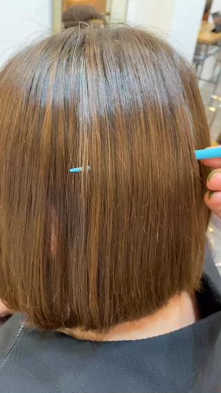 広がり、くせが気になるお客様を
弱酸性縮毛矯正でツヤツヤボブに 