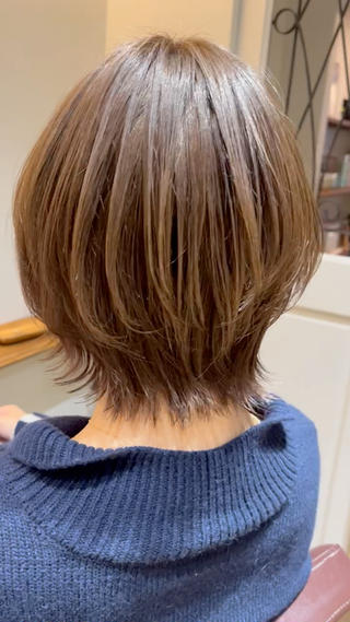 ウルフボブイメチェンしたい方にオススメですよ 