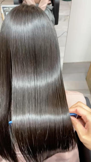 水素トリートメントのウルトワトリートメント乾燥の時期だからこそ水分増やしてプルプルにしましょう