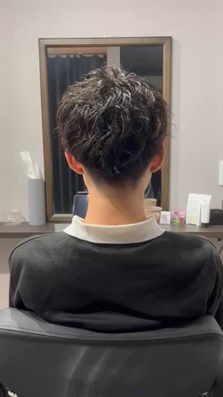 ショート パーマ メンズ Unfrose所属・五月女 和樹のヘアスタイル