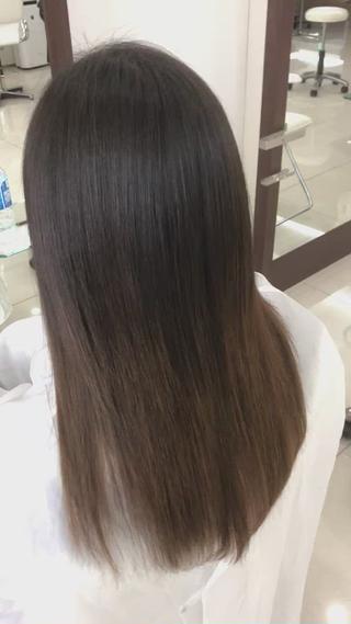 ロング 小林 伊織のヘアスタイル