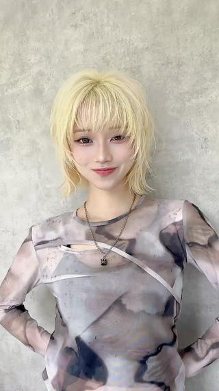 ショート カラー 西浦慎二 /艶カラー/髪質改善のヘアスタイル