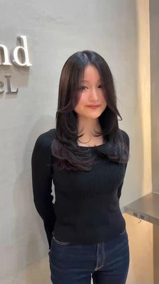 セミロング レイヤー/ハッシュ/ ボブ/縮毛/内藤康太のヘアスタイル