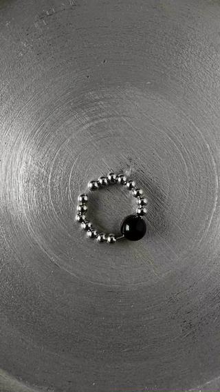 愛用されているアクセサリーをネイルにご提案させていただきました！大好きがおそろいで、またまた気分が上がります 