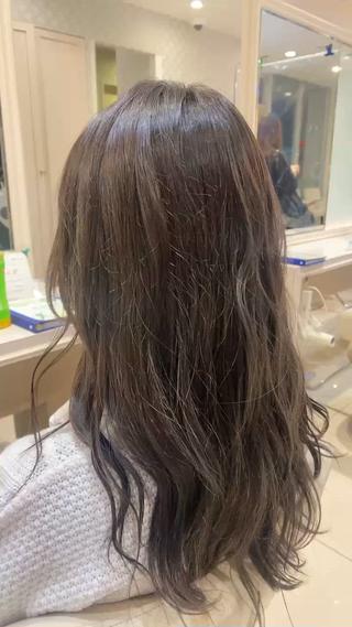 ロング カラー Ren 🤍のヘアスタイル