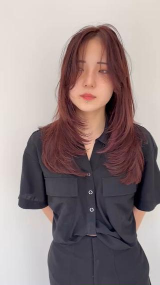 動画バージョン
たっぷりのレイヤーで小顔効果抜群 