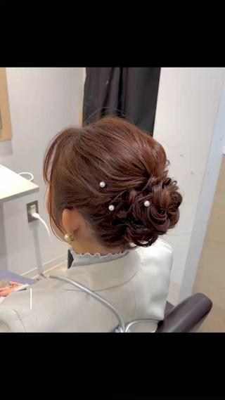 ミディアムシニヨンヘア 