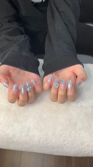 ネイル 手塚 里奈のネイルデザイン