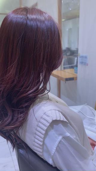 可愛いワインレッドカラー