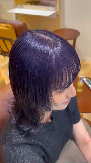 ワンブリーチでラベンダーカラー
色味を濃く入れて色落ちを長く楽しめるようなカラーです！ 