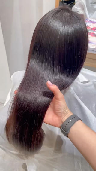 ミディアム ヒナ/酸性ストレート ・艶カラー🌿のヘアスタイル