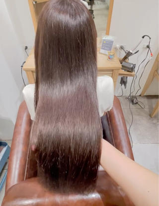 ミディアム ヒナ/酸性ストレート ・艶カラー🌿のヘアスタイル