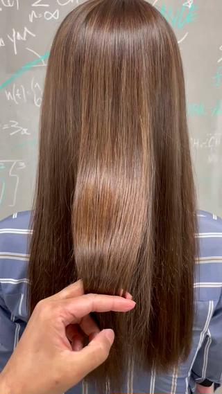 透け感/バレイヤージュ/メルティカラー/マッシュ/フェミニン/インナーカラー/ボブ/センターパート/小顔カット/モード/ロブ/ハイライト/ラフ/アンニュイ/抜け感/アッシュ/ウルフ/ストレート/重め/ヘルシー/シースルーバング/サイドバンク/ビタミンカラー/くびれヘア/透明感/インナー/インナーカラー/ダブルカラー/ブリーチ/ケアブリーチ/ナチュラル