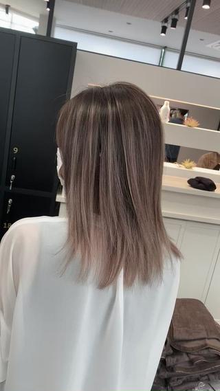 セミロング カラー EARTH石巻店 尾形  裕のヘアスタイル