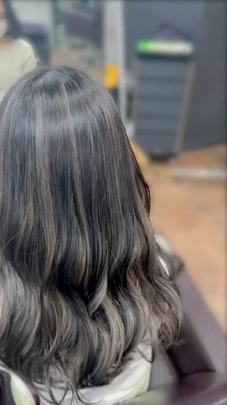 カラー コンパス所属・🏆美髪矯正/ハイト ーン🪽erinaのヘアスタイル