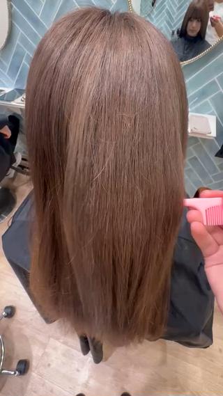 brown color
髪質改善カラー+シルクトリートメントでちょっとお値段高くなりますがツヤツヤ髪に仕上げることができます予約お待ちしてます♪ 