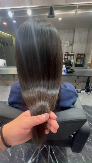 ロング NINE+/代表 ブリーチ特化型サロンのヘアスタイル