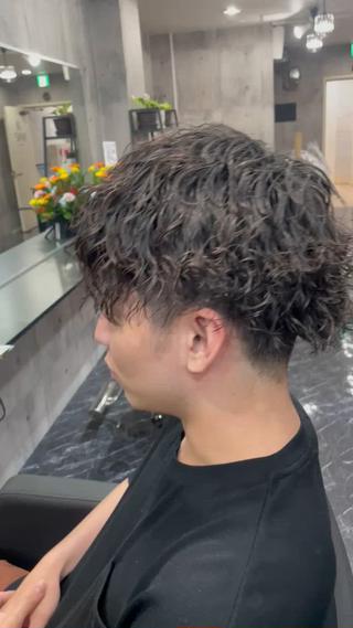 パーマ メンズ NINE+/代表 ブリーチ特化型サロンのヘアスタイル