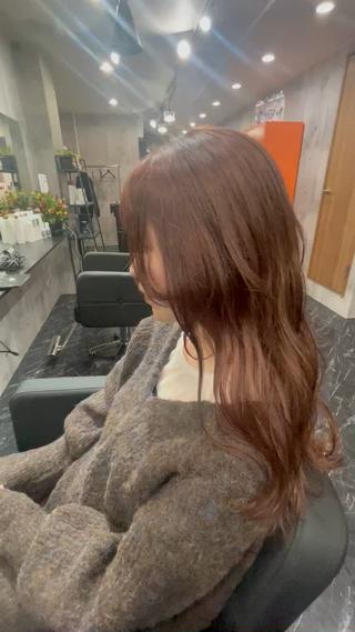 ミディアム カラー NINE+/代表 ブリーチ特化型サロンのヘアスタイル