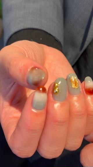 #nail#naildesign#美フォルム#美フォルムにこだわる施術#美フォルムネイル#オフィスネイル#大人ネイル#綺麗めネイル#ワンカラーネイル#立川nail#inknail#フレンチネイル#magnet nail#フラッシュマグネイル#ニュアンスネイル#シアーネイル#ちぐはぐネイル#クリアデザイン#マグネット#うるつやマグ#enoi#mikemag#mybee 