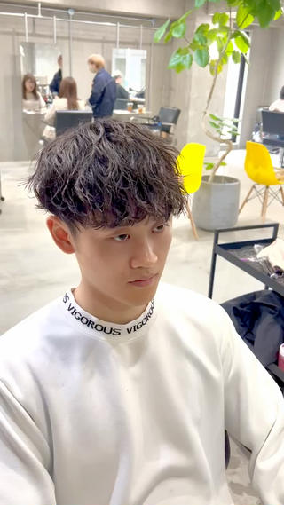ショート パーマ メンズパーマ✨️村越 雄斗のヘアスタイル