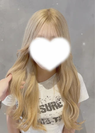 milk tea blonde ‎

ブリーチ1~2回のカラーです！ 