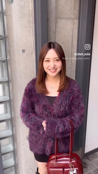 【フェイスレイヤーカット】

顔周りにレイヤーを入れることで、立体感や動きを出すことで顔まわりの印象を軽やかにし、小顔効果を狙うことができるのがポイントになります！ 