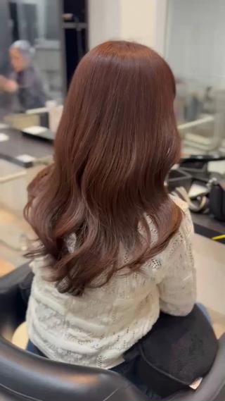 セミロング カラー 美容室シャルム⭐️ 清水 勇希🩷のヘアスタイル