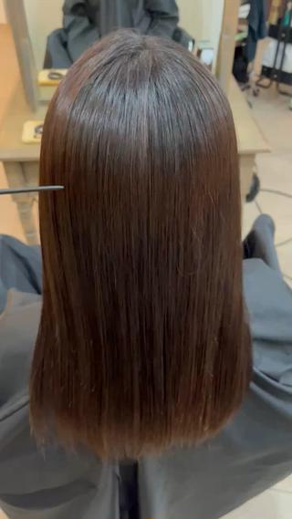 カラーの複雑履歴もカウンセリングでできるだけダメージを少なくなるよう施術させていただきました! 