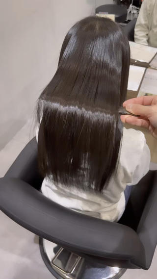 ロング 片山 輝のヘアスタイル