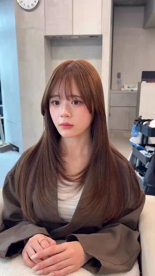 ロング THE AWESUM所属・韓国発プリンセスケア 艶神/髪質根本改善のヘアスタイル