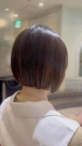 韓国/前髪/顔周りカット/フルバング/逆インナーカラー/ハイトーンカラー/インナーカラー/レイヤー/縮毛矯正/栄/名古屋/久屋/ボブ 
