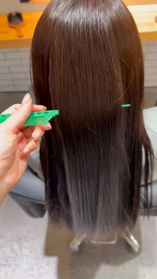 ロング カラー CREAR所属・フジモト カリンのヘアスタイル