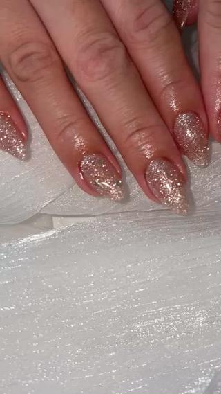 ネイル ANELA mのネイルデザイン